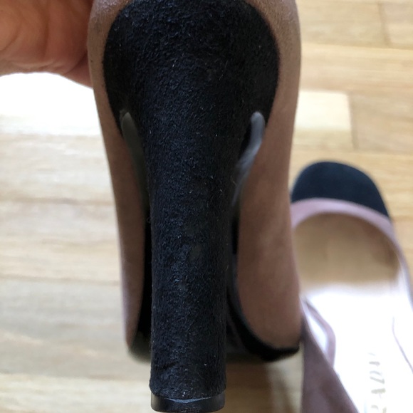 Prada Pumps - Picture 3 of 6